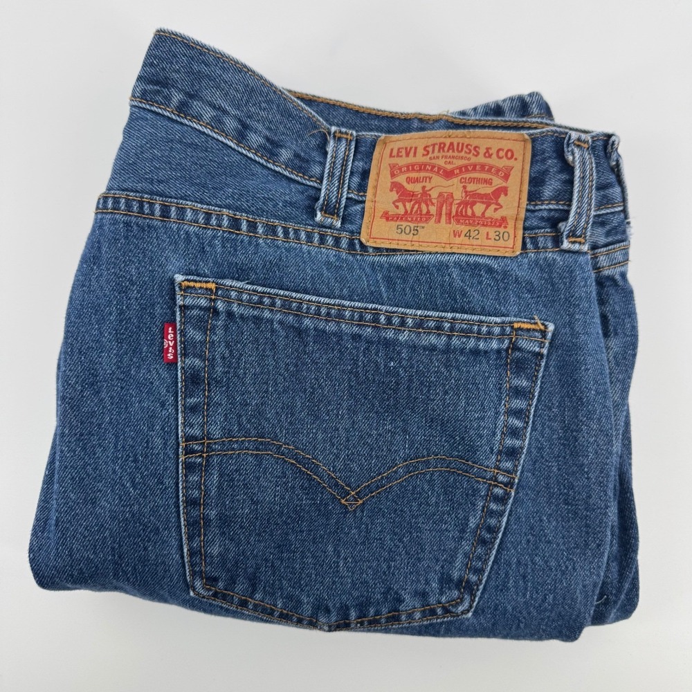 Levi's 505 Regular Fit Jeans Mens‎ 42x30 Blue Medium Wash Straight Leg Denim